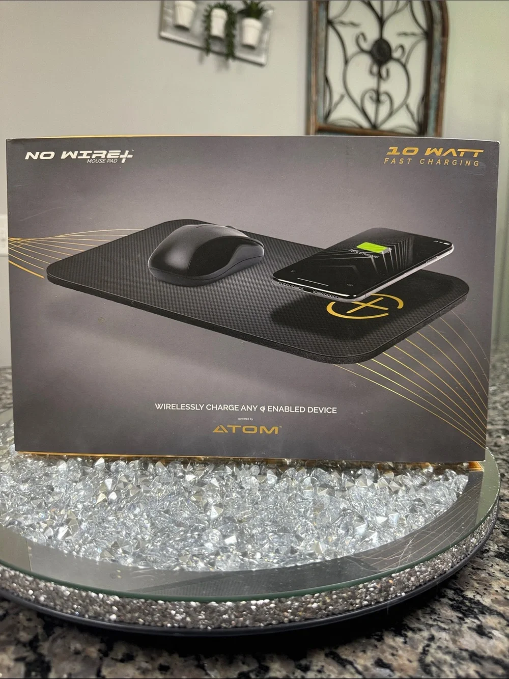 ATOM Black Wireless Charging Mouse Pad - 10W Fast Charge NEW